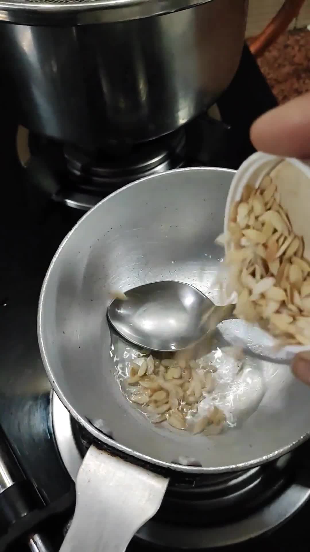शाही साबूदाना खीर रेसिपी चरण 3 फोटो