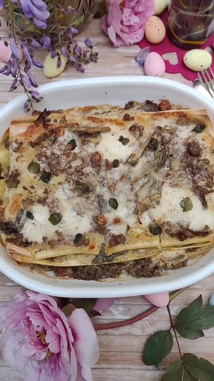 Foto del passaggio 4 della ricetta Lasagna con carciofi e macinato