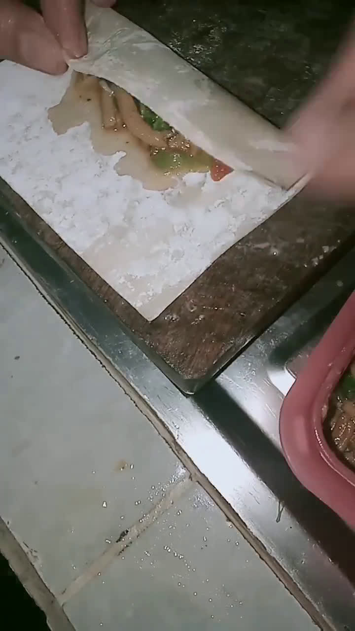 Foto langkah ke 4 dari resep Pangsit Goreng isi Brokoli usus.