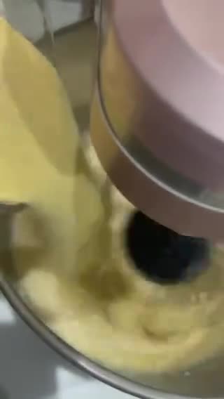 صورة لخطوة 3 من وصفة بسبوسة