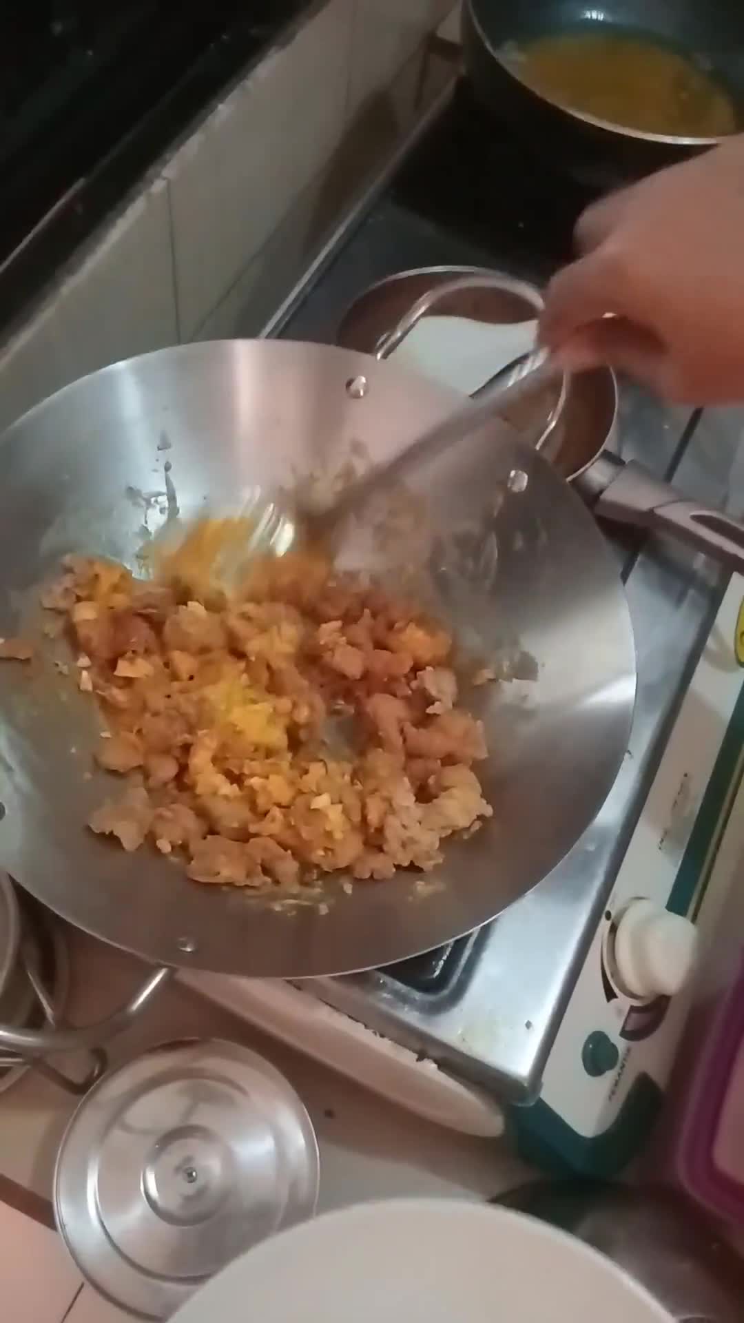 Foto langkah ke 4 dari resep Ayam PopCorn Saus Telur Asin.