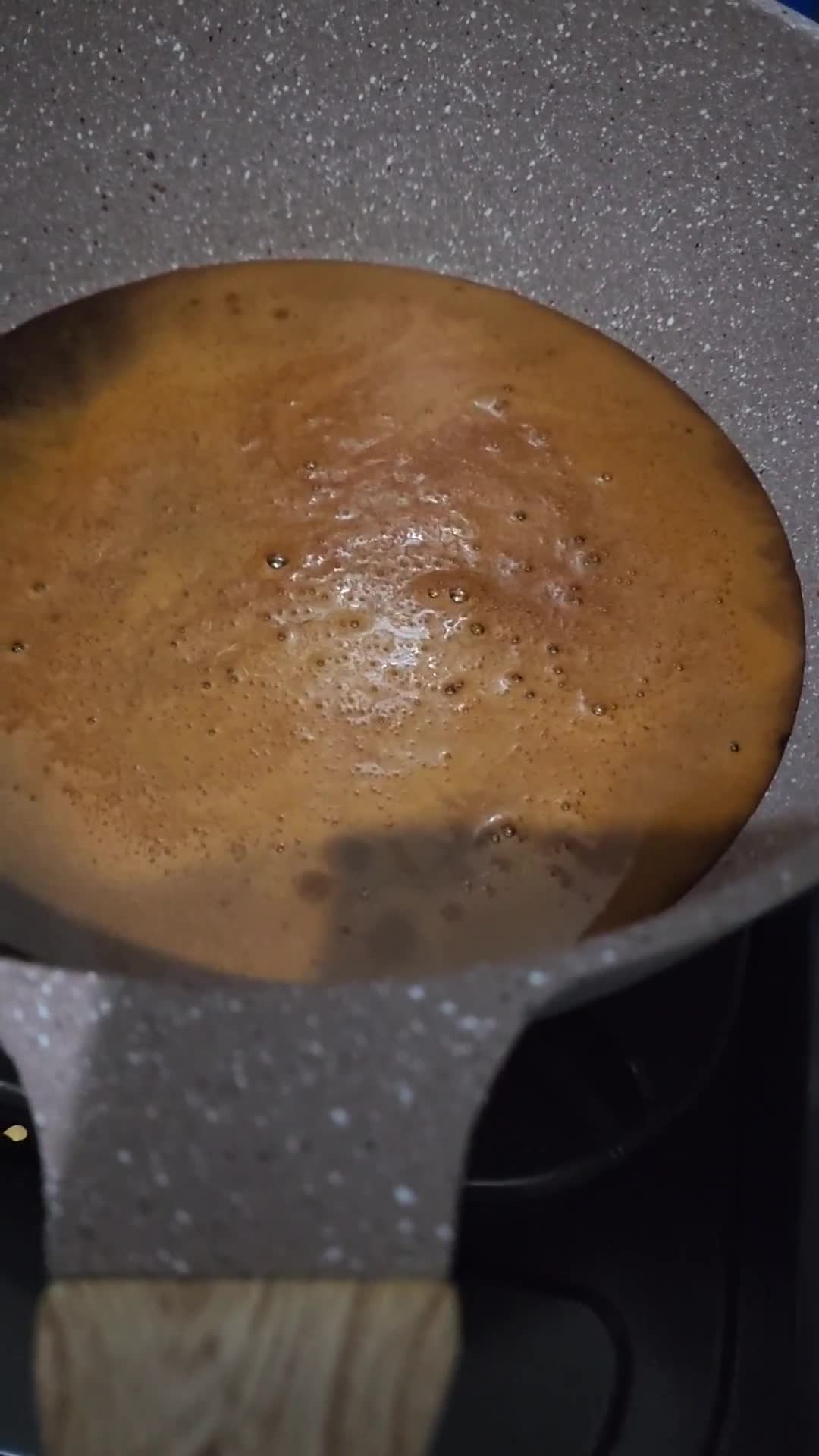 Foto langkah ke 2 dari resep Bolu Sarang Semut.