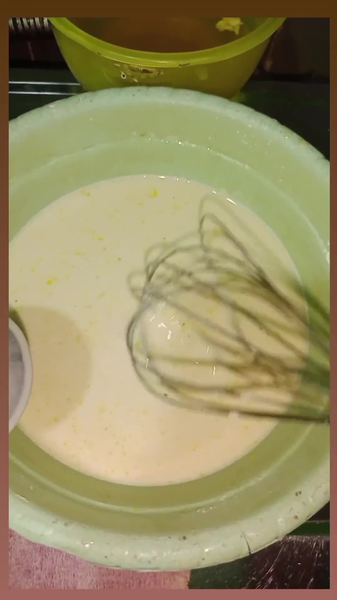 Foto langkah ke 3 dari resep Kue Leker.
