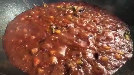 Foto del paso 4 de la receta: Fusilli en salsa de calabacita y vodka