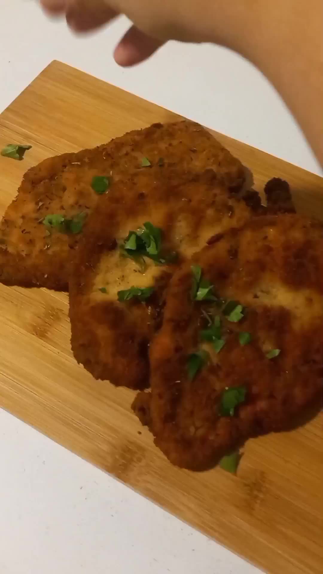 Foto del paso 1 de la receta: Milanesas de pollo 🍗