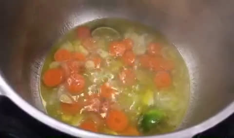 Foto del paso 2 de la receta: Mejillones en salsa con jengibre y lima y un toque picante 🌶