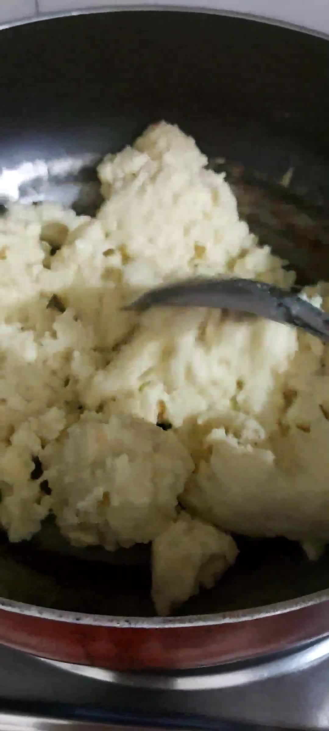 तीज स्पेशल मावा घेवर (Teej Special mawa ghevar recipe in hindi) रेसिपी चरण 1 फोटो