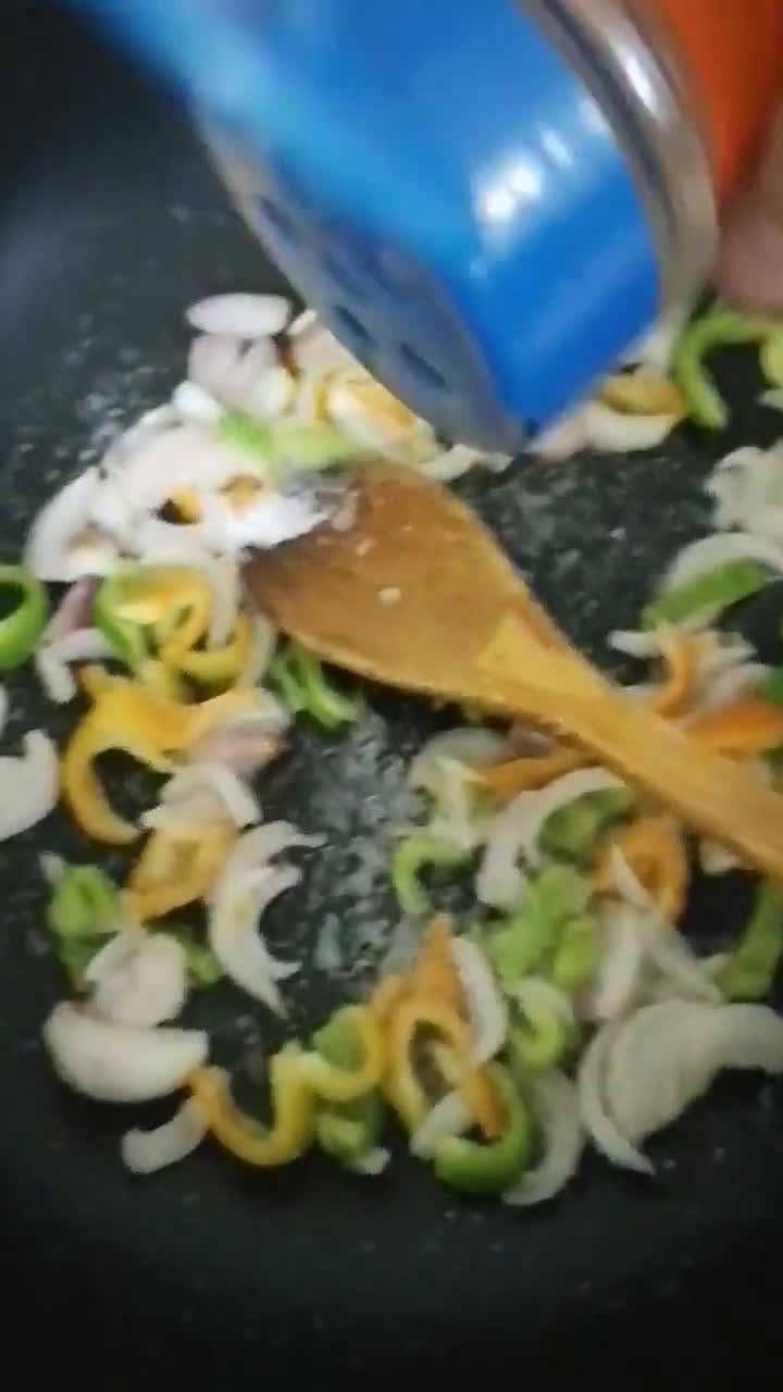صورة لخطوة 2 من وصفة فتة المكدوس
