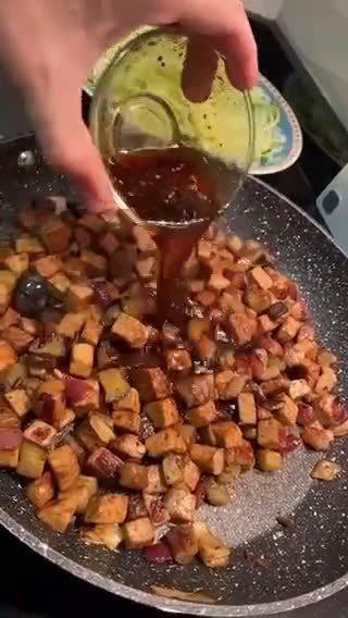 Foto del paso 4 de la receta: Espaguetis de calabacín con tempeh y berenjena