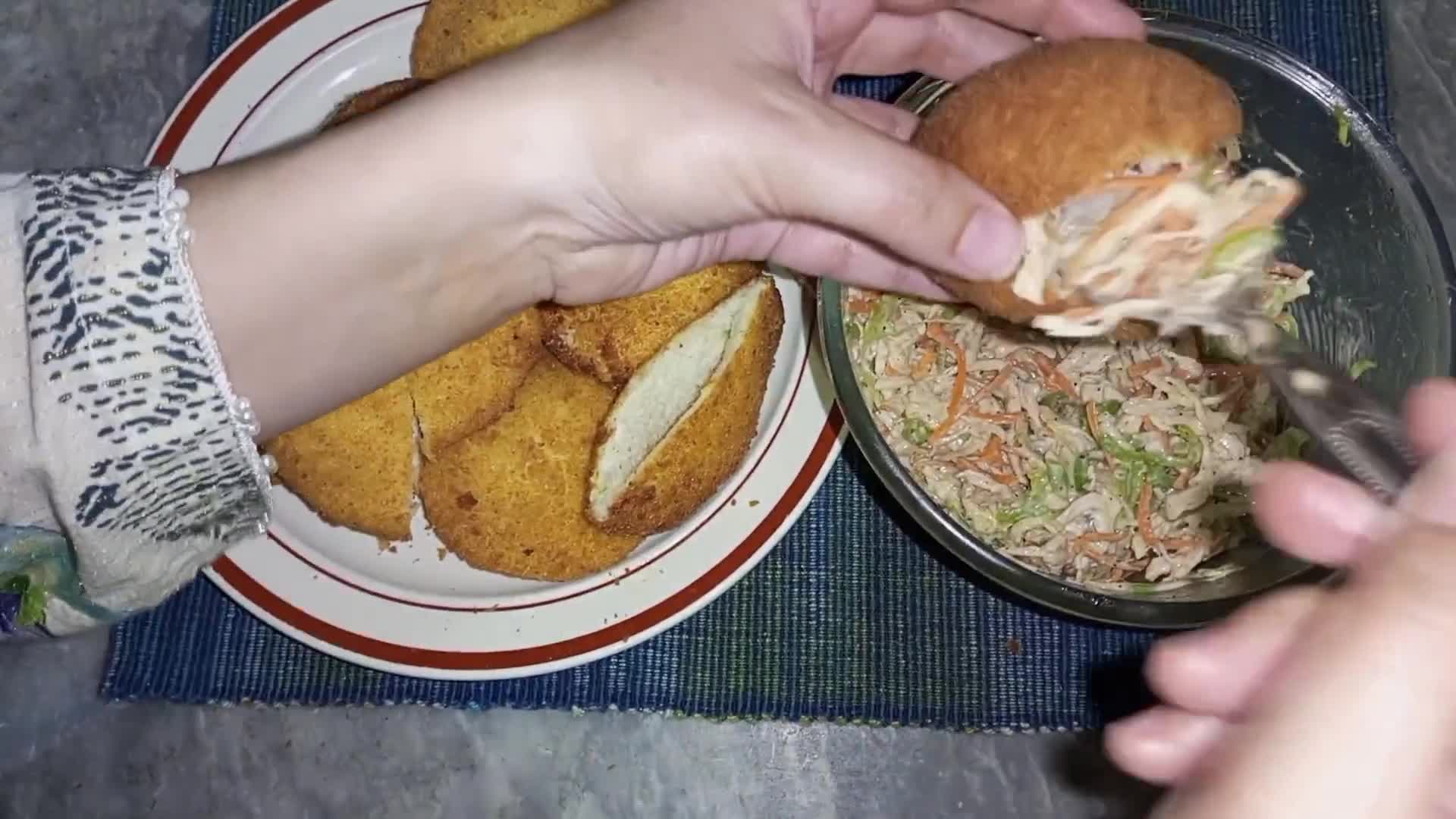 A picture of step 9 of Bread Pockets 🤤🥙.