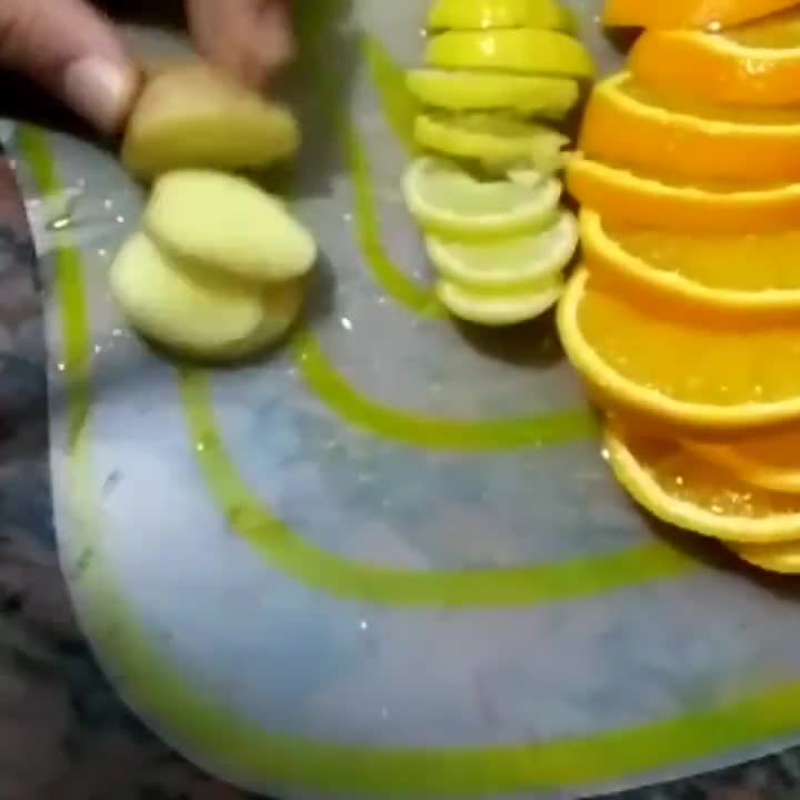 صورة لخطوة 1 من وصفة مشروب المناعه 💪 وفيتامين C