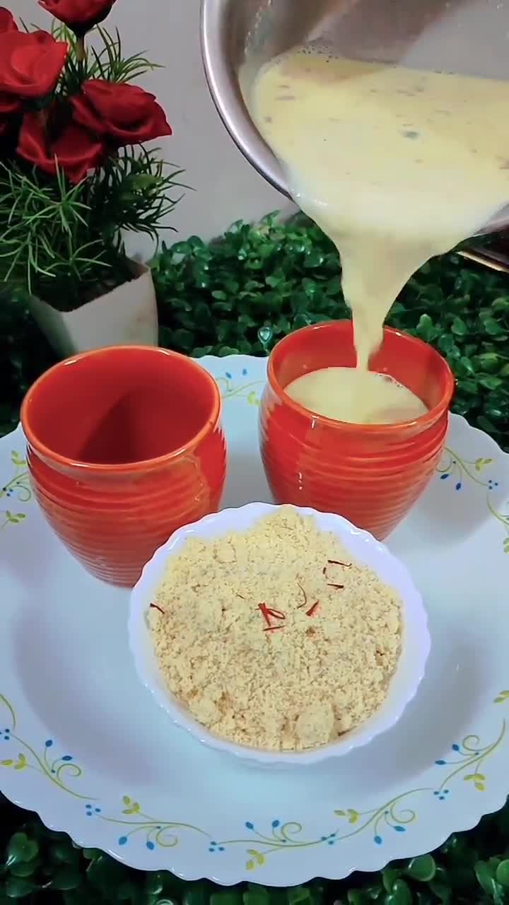 बादाम दूध पाउडर (Badam doodh powder recipe in hindi) रेसिपी चरण 4 फोटो