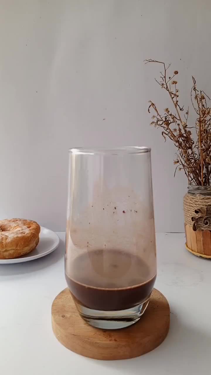 Foto langkah ke 2 dari resep Es Cokelat.