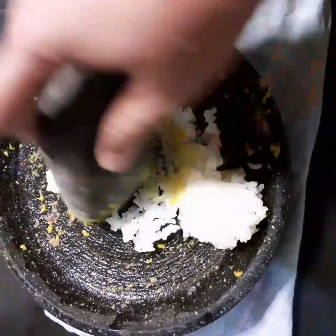 Foto langkah ke 1 dari resep Nasi Goreng Kunyit.