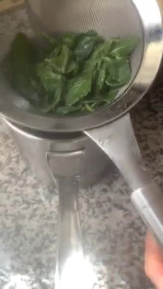 Une image de l'étape 5 de 🍃Sirop 🫗menthe🌿recette facile🥄🌱🥄.