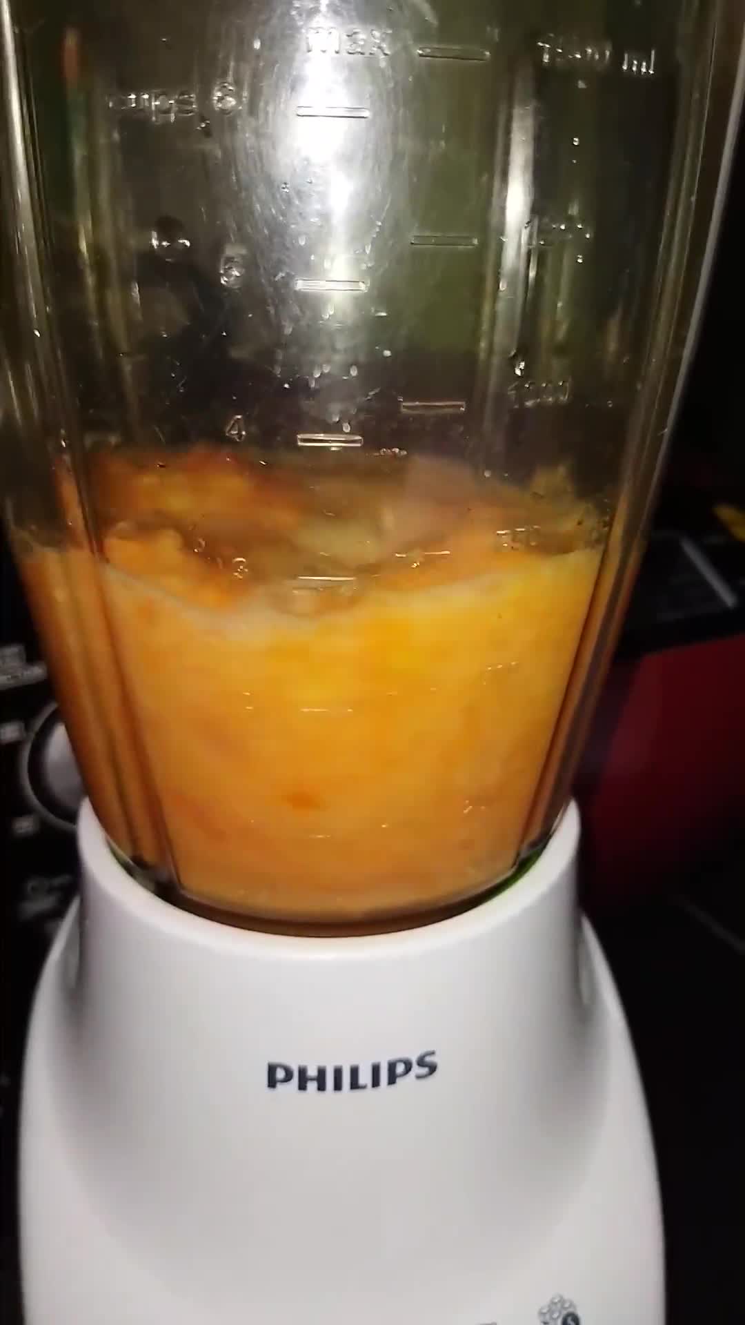 Foto langkah ke 4 dari resep Healthy mix Carrot Juice.