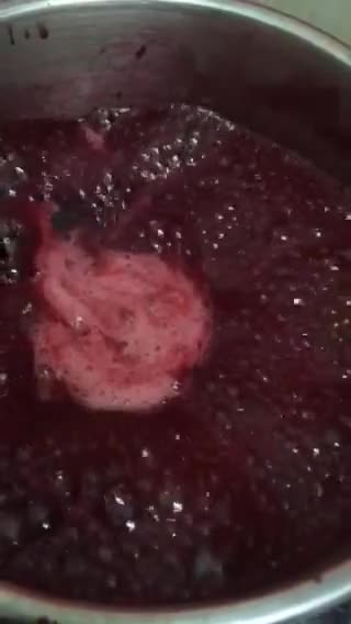 A picture of step 1 of Cherry pie filling.