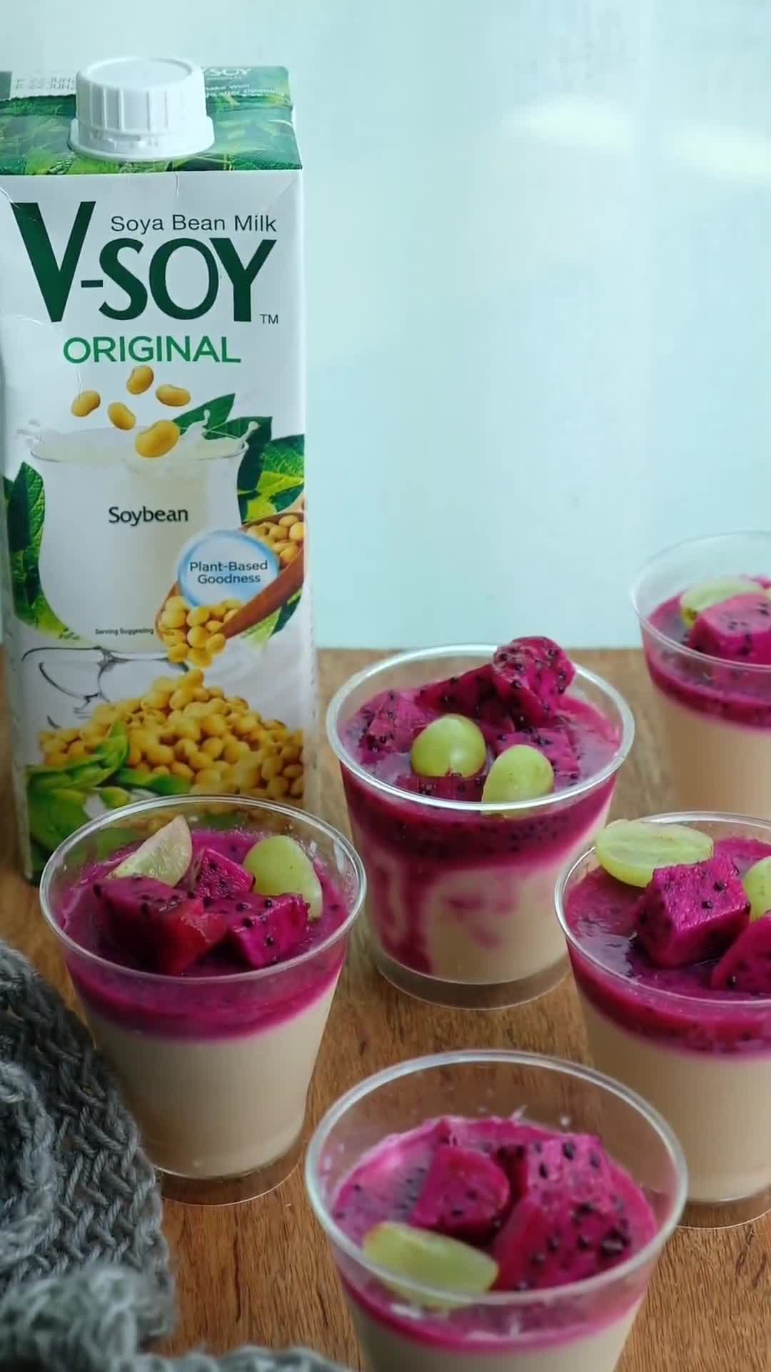 Gambar langkah 6 resipi Panna Cotta Buah Naga Konnyaku Jelly.
