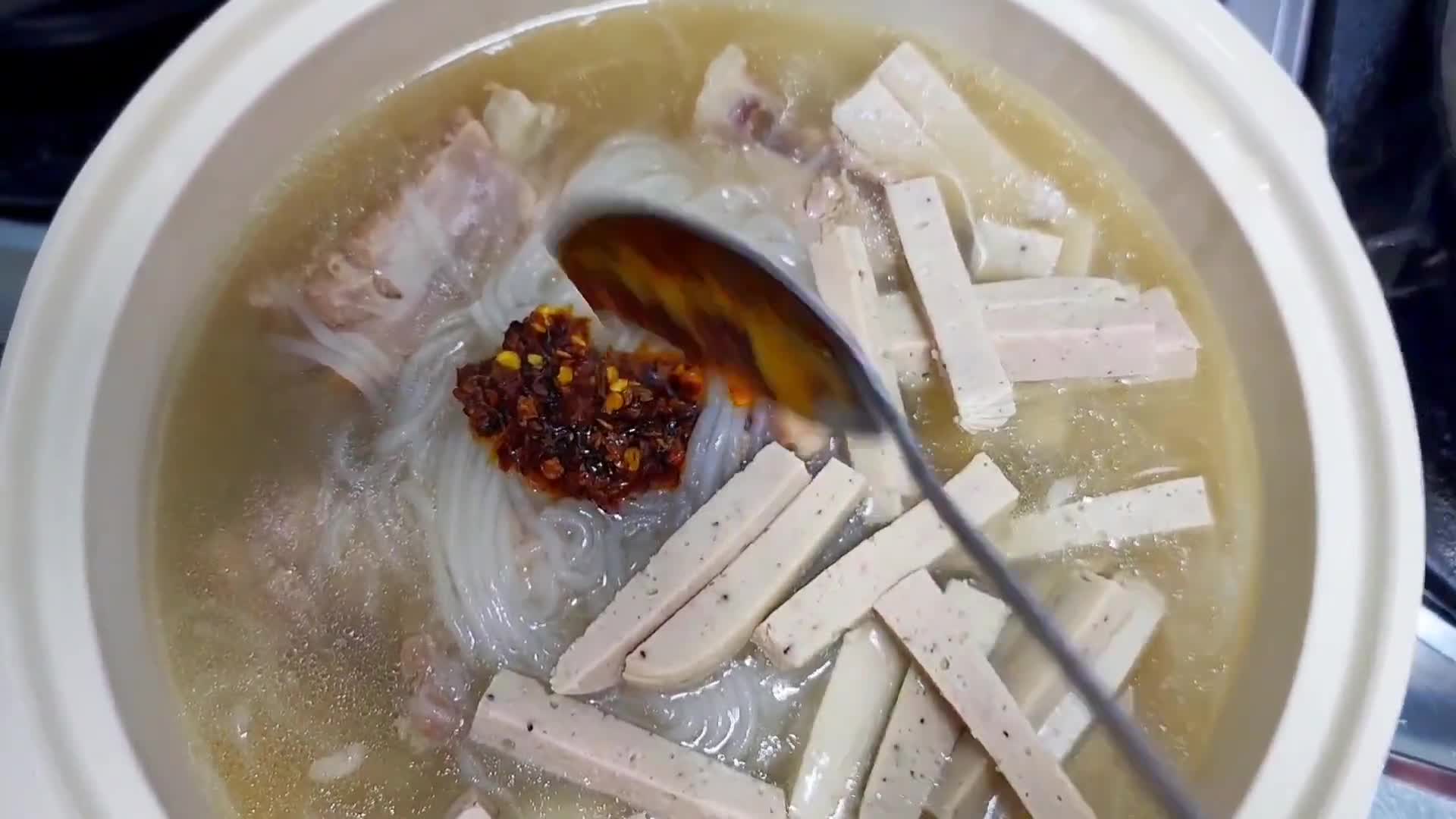 รูปขั้นตอนการทำที่ 5 ของ ก๋วยจั๊บญวน