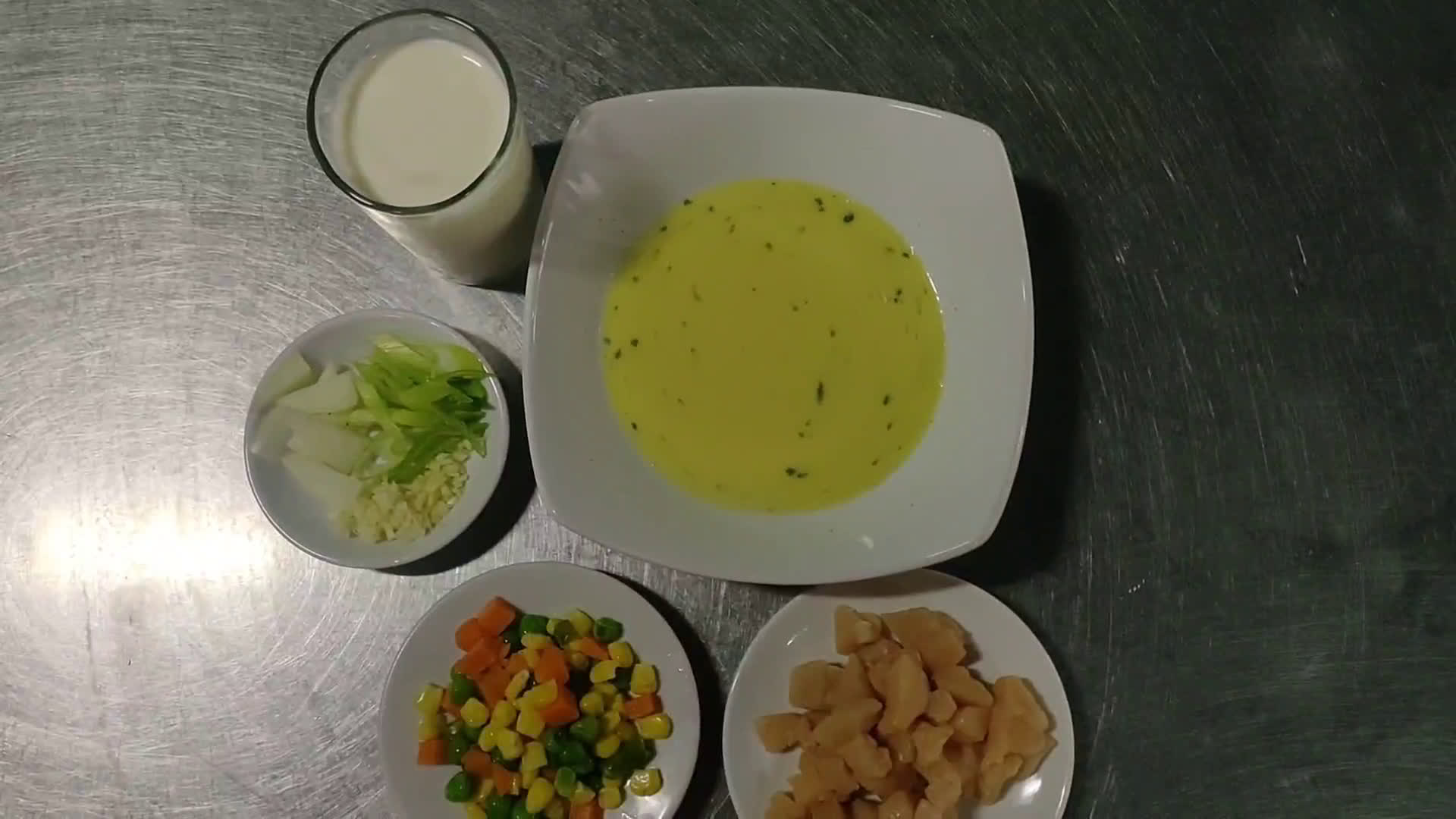 Foto langkah ke 7 dari resep Cream Of Chicken Soup Mudah dan Sederhana.