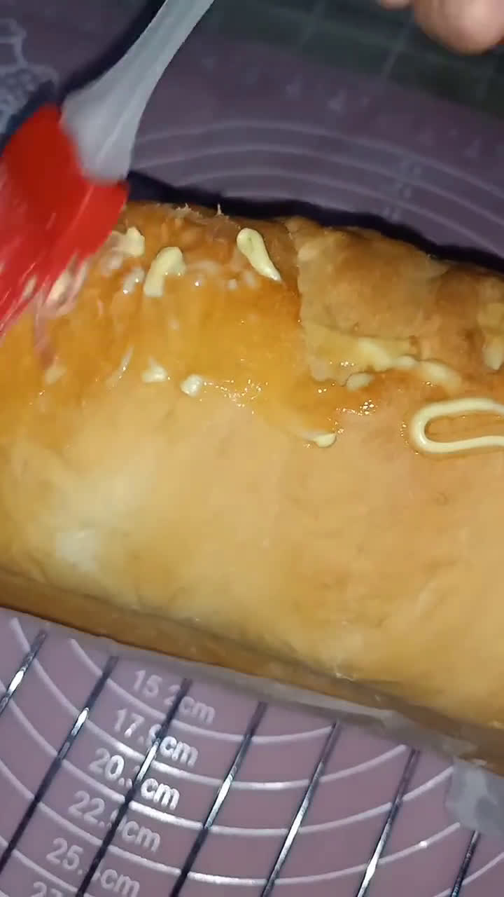 Foto langkah ke 8 dari resep Roti Tawar Oven Tangkring.