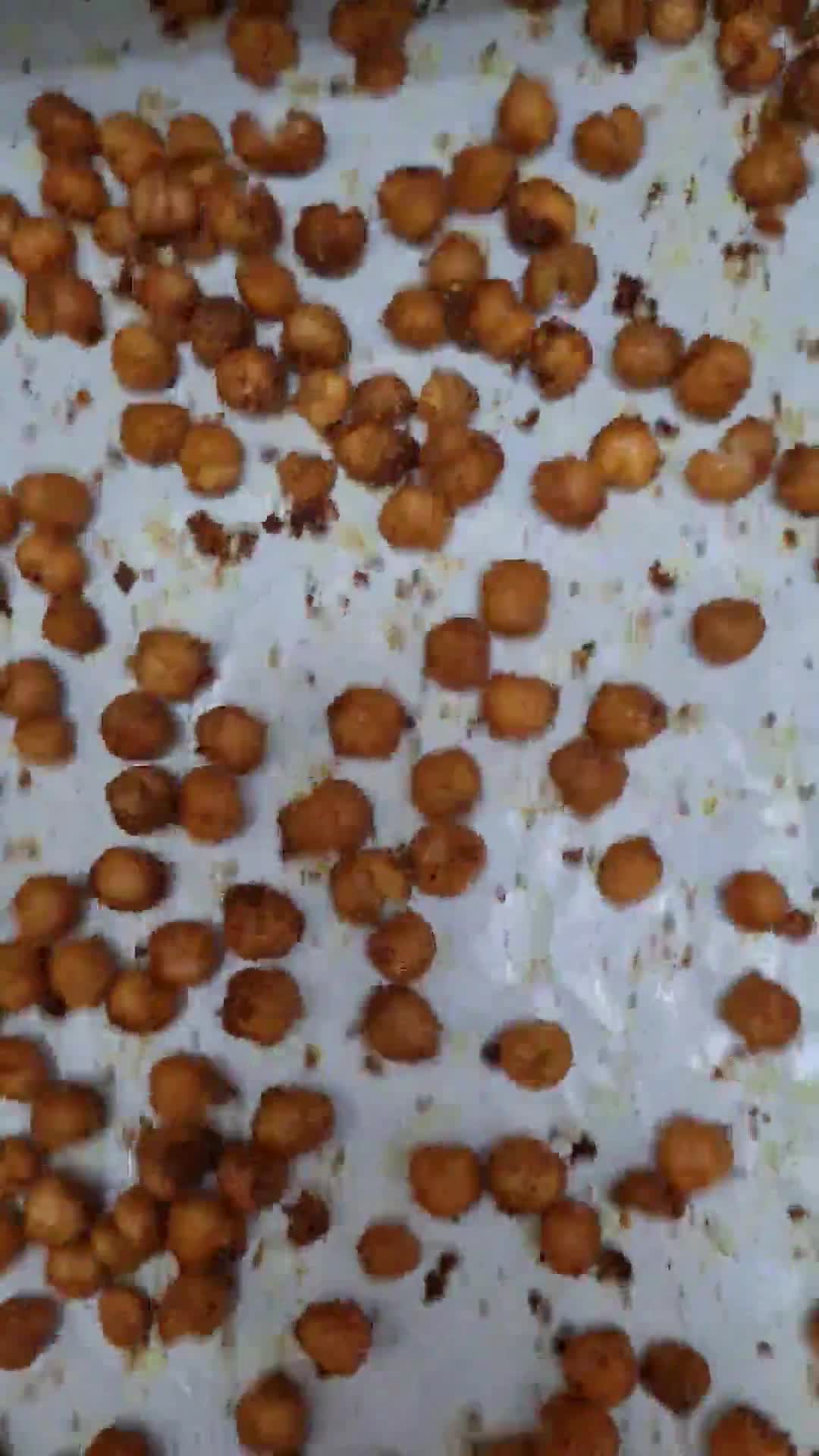 Foto del paso 4 de la receta: Snack saludable de garbanzos especiados al horno