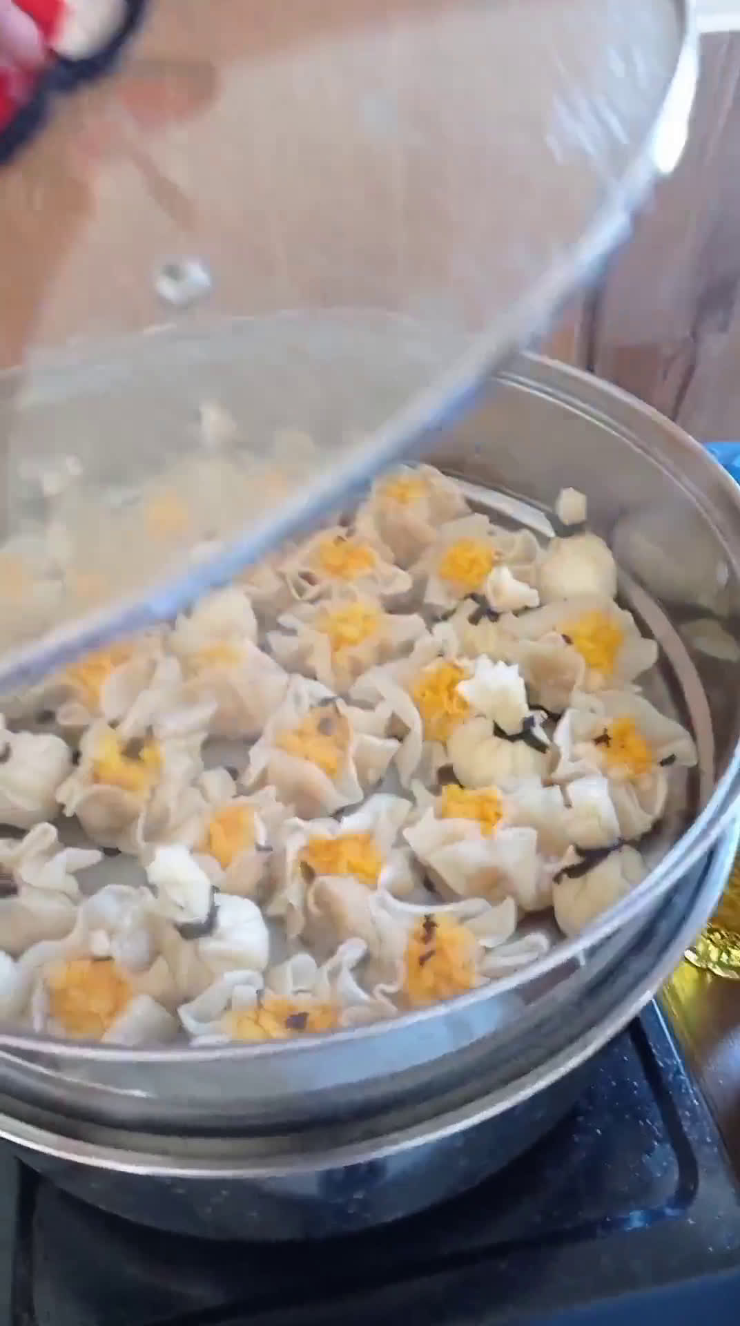 Foto langkah ke 6 dari resep Dimsum Ayam Udang (Ala Kober).
