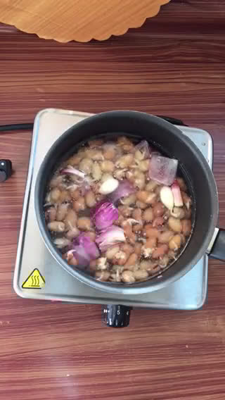 صورة لخطوة 2 من وصفة شوربة الفول النابت