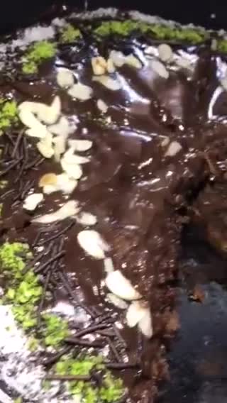 صورة لخطوة 4 من وصفة كيكة الشوكولاطة في المقلاة 🍰🍫