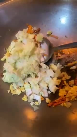 Foto langkah ke 3 dari resep Bihun Goreng Sayur dengan Rebon.