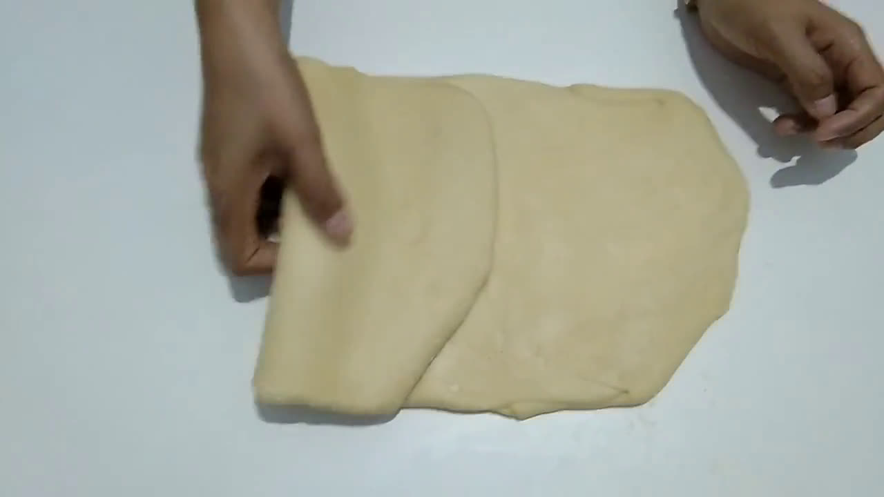 Foto langkah ke 4 dari resep Apple Strudle.