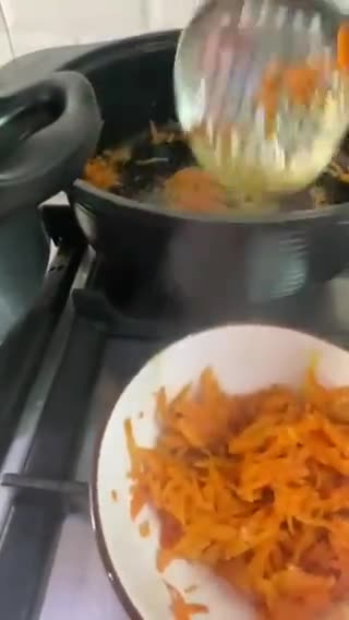 صورة لخطوة 4 من وصفة ارز بخاري باللحم