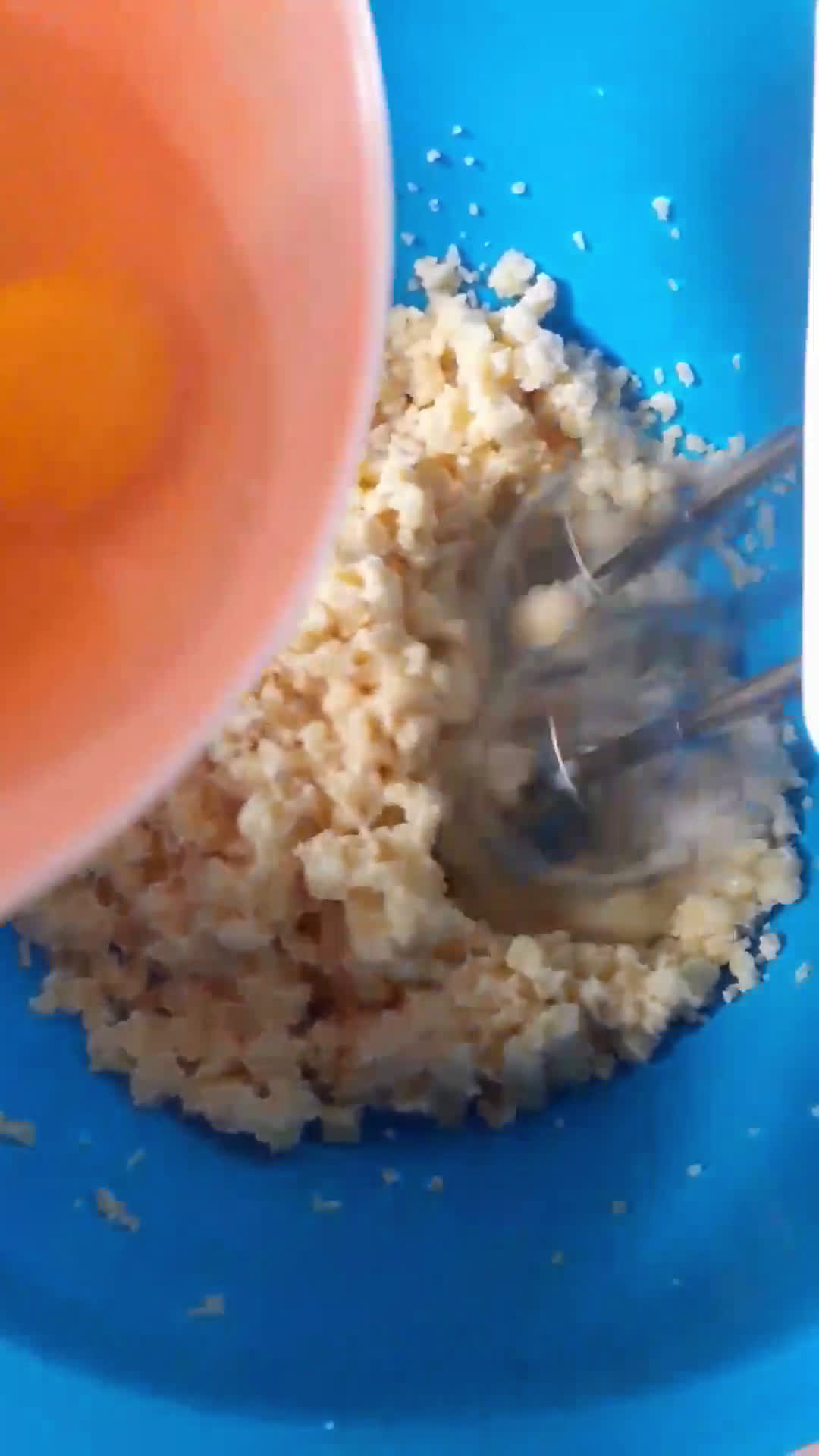 Foto langkah ke 5 dari resep Burger Sus isi Ragout.