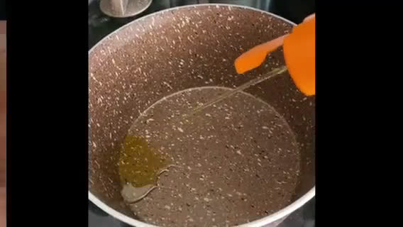 Une image de l'étape 2 de Bouillon de crevettes fait maison.