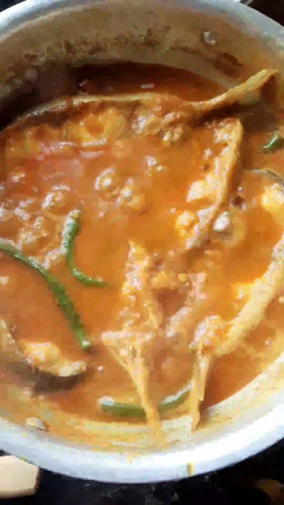 সাতকরা দিয়ে পাঙ্গাস বাগাড়। রেসিপির ধাপ 4 ছবি