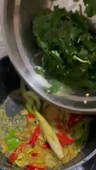 Foto langkah ke 6 dari resep Sayur Daun Singkong.