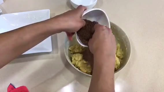 Foto del paso 2 de la receta: Galletas 🍪 chocolate chip