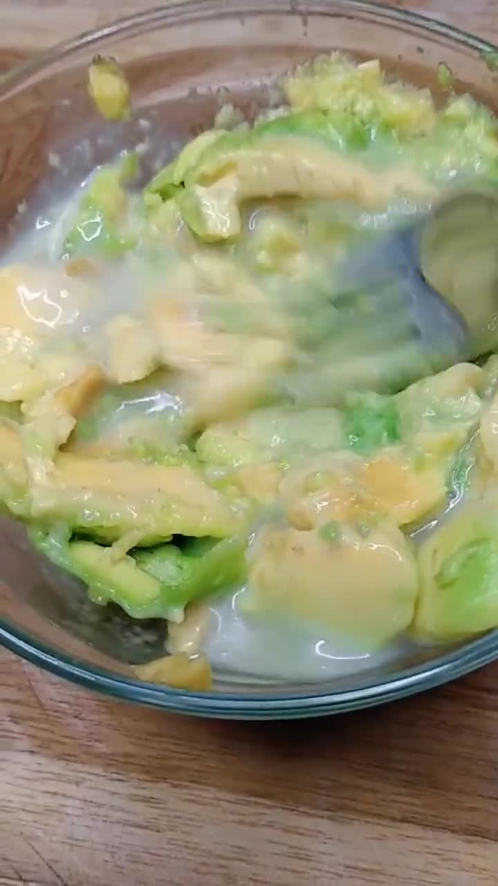Foto langkah ke 2 dari resep Alpukat Kocok.