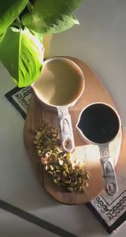 صورة لخطوة 1 من وصفة حلاوة طحينية بدبس التمر
