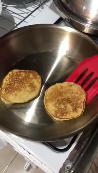 Foto langkah ke 1 dari resep Banana Pancake.
