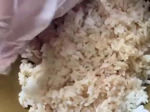 麵味露繽紛炒飯的食譜步驟1照片