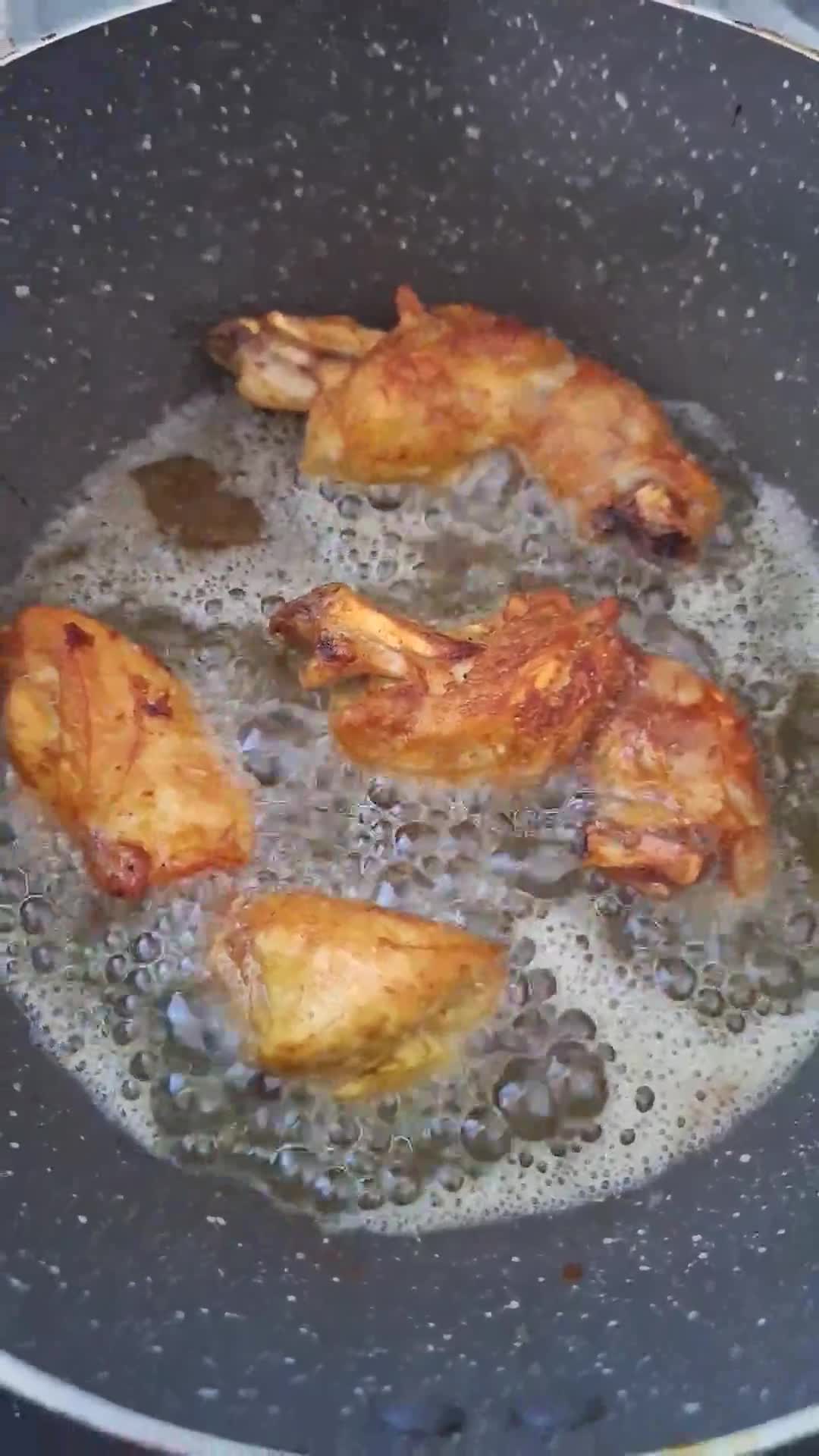 Foto langkah ke 2 dari resep Ayam Cabe Hijau.