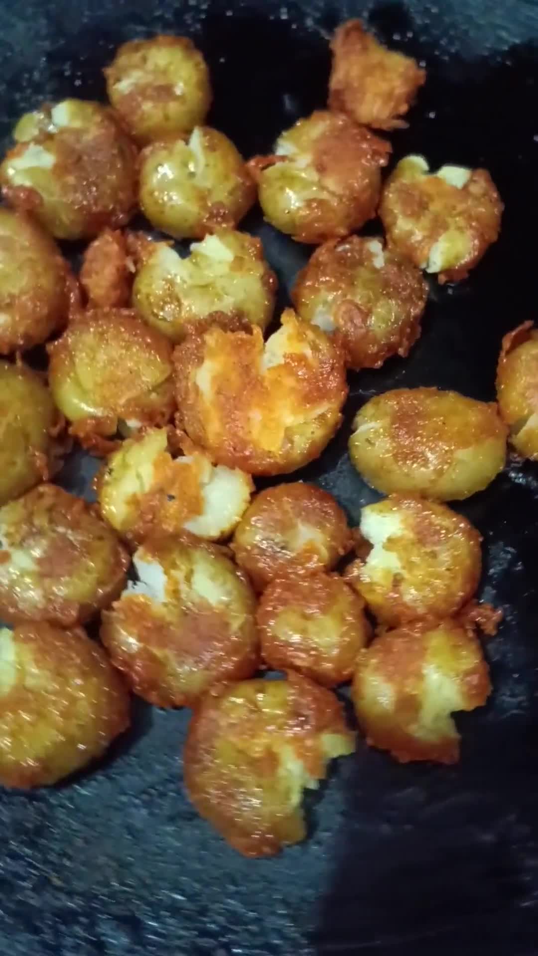 अलीगढ़ के प्रसिद्ध आलू के बरुले (Aligarh famous aloo ke barule recipe in Hindi) रेसिपी चरण 3 फोटो