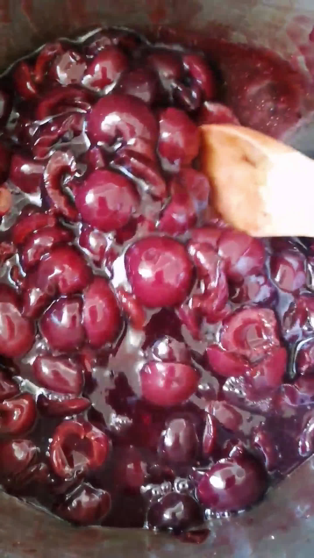 Foto del paso 4 de la receta: Relleno para pays de cereza🍒❤️