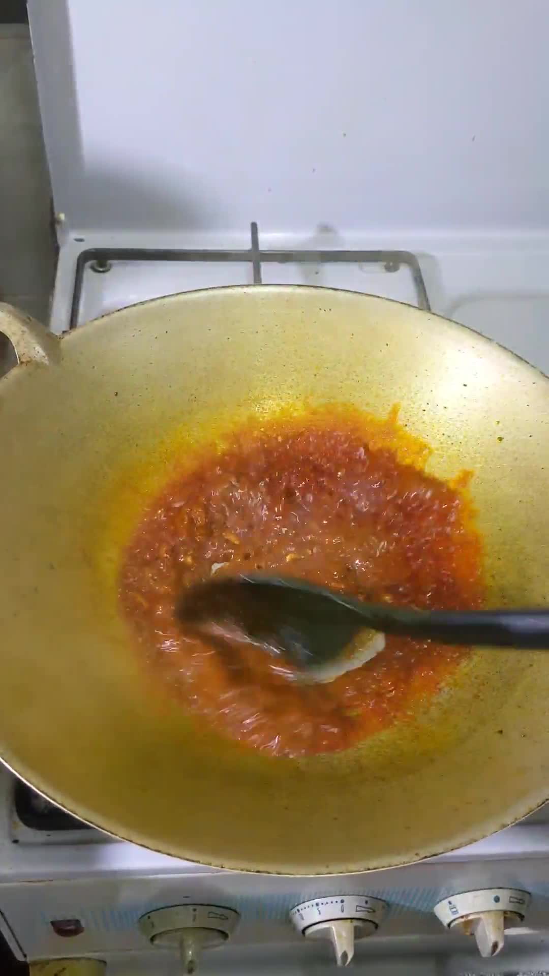 Gambar langkah 2 resipi Sambal Bilis Petai.