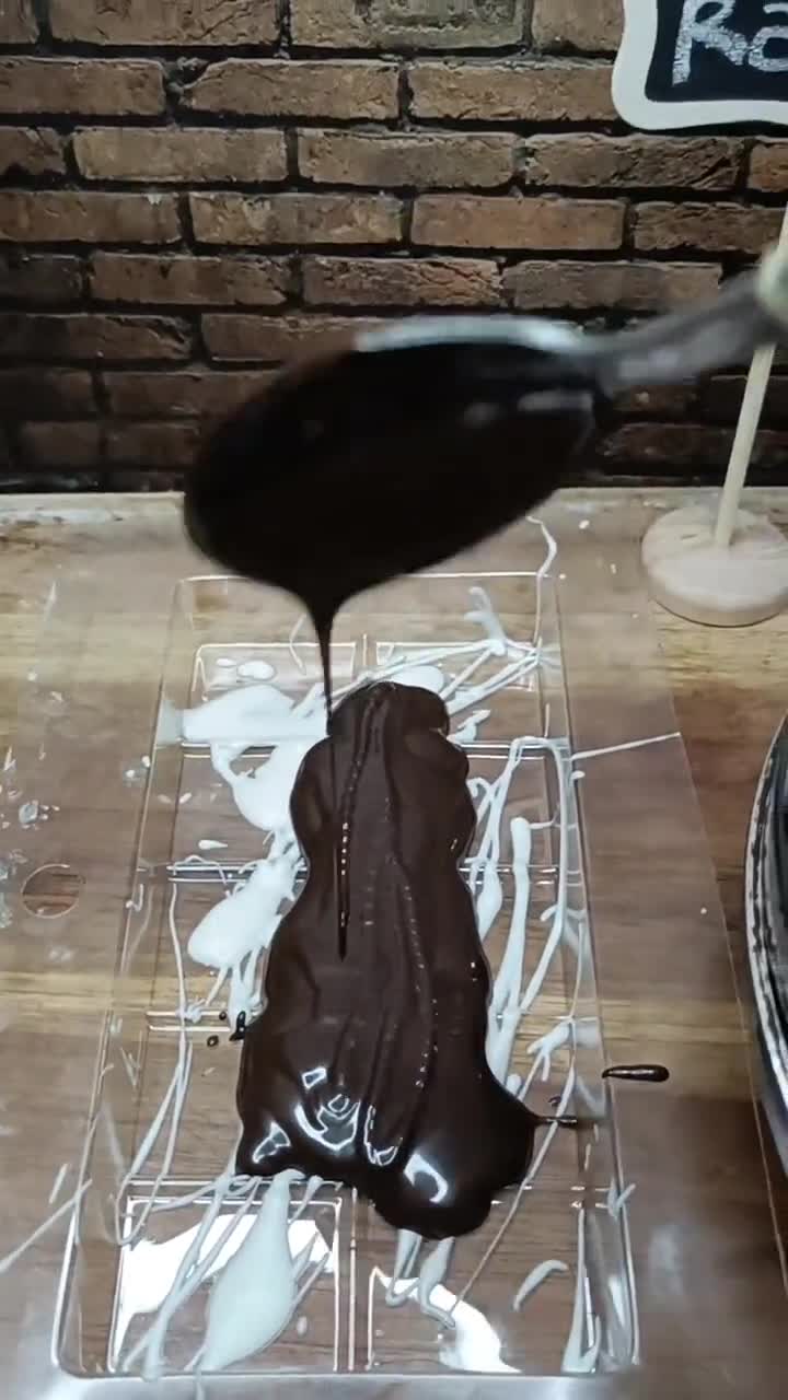 Foto langkah ke 3 dari resep Coklat Kunafa Dubai.