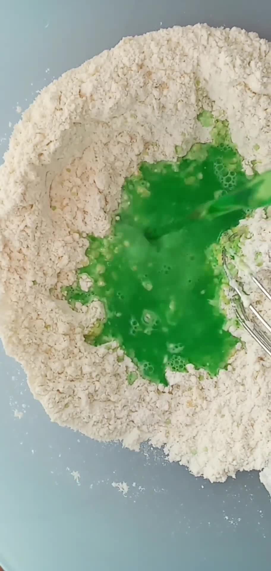 Foto langkah ke 2 dari resep Terang Bulan Pandan Teflon.