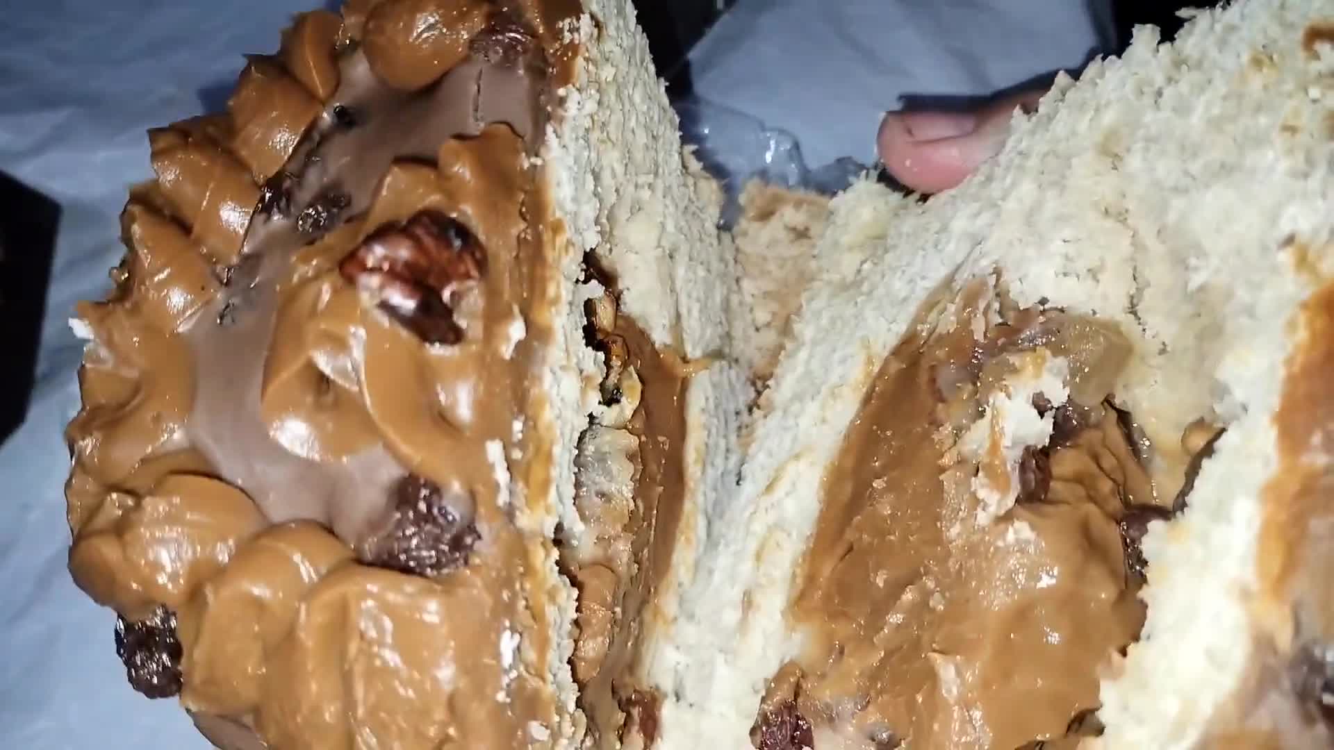 Foto del paso 3 de la receta: Pan dulce corazón de dulce de leche!!❤️❤️