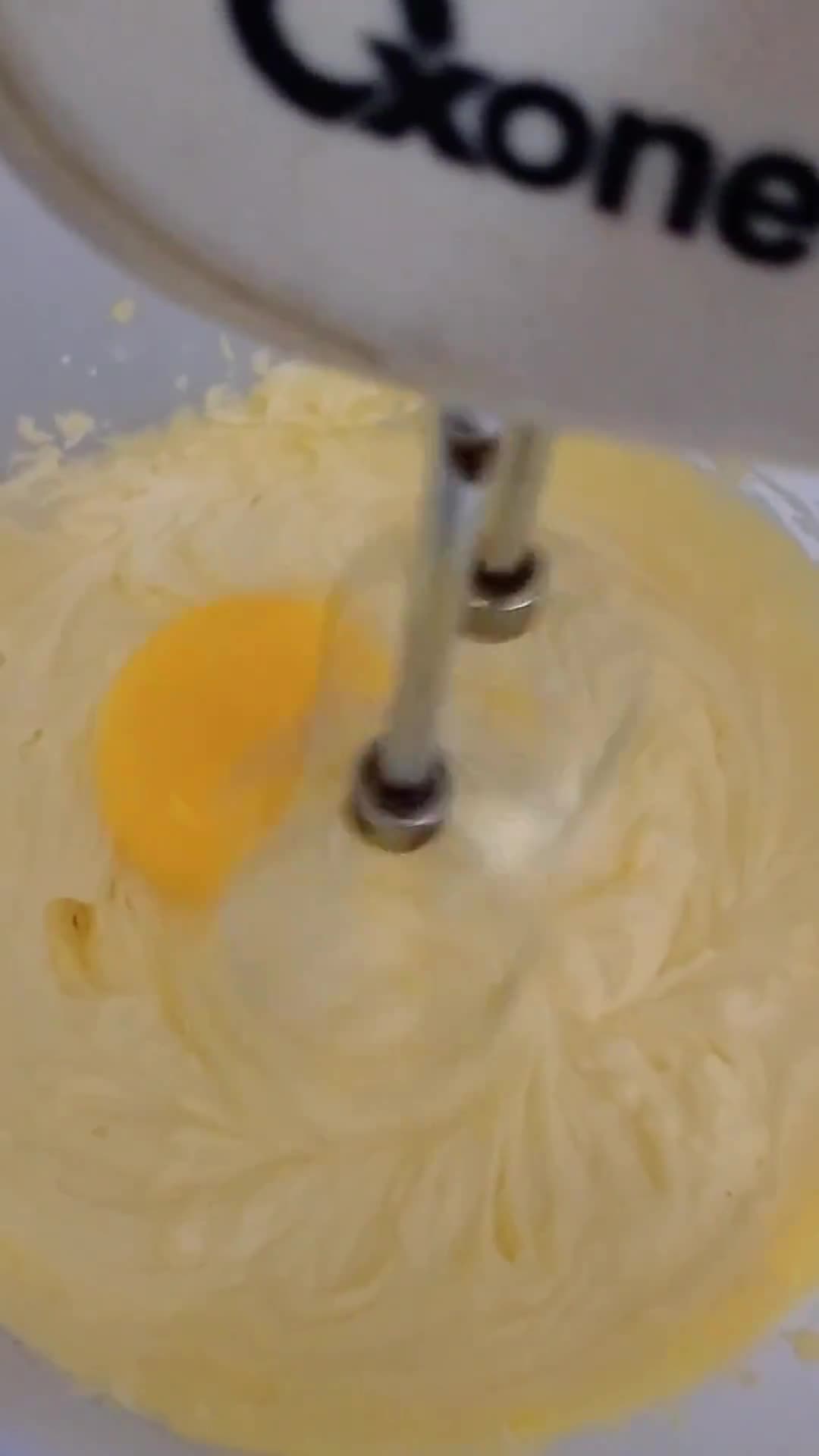 Foto langkah ke 3 dari resep Kue Sagu Keju.