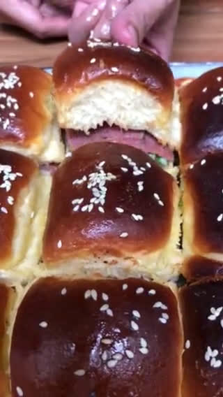Foto langkah ke 5 dari resep Smoked Beef Cheese SLIDERS.